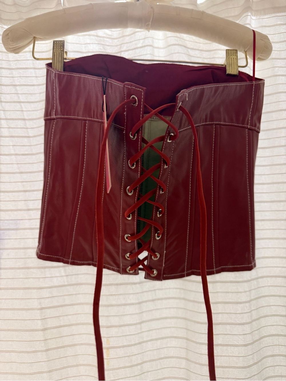 red faux leather lace-up corset top - edithread tag